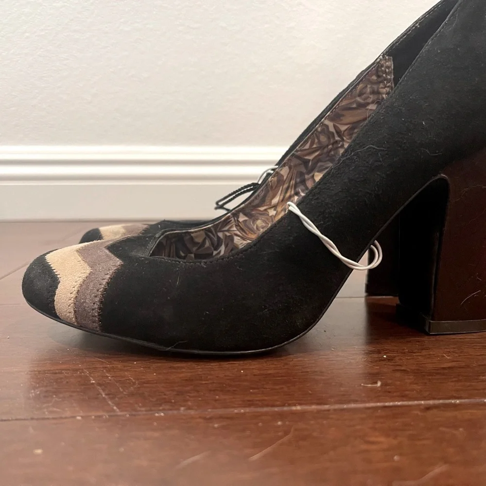 Missoni for Target limited edition Black Suede Heels With Iconic Chevron NWT